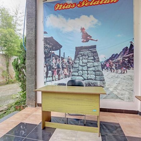 Hotel Wisma Ck Kebumen Екстер'єр фото